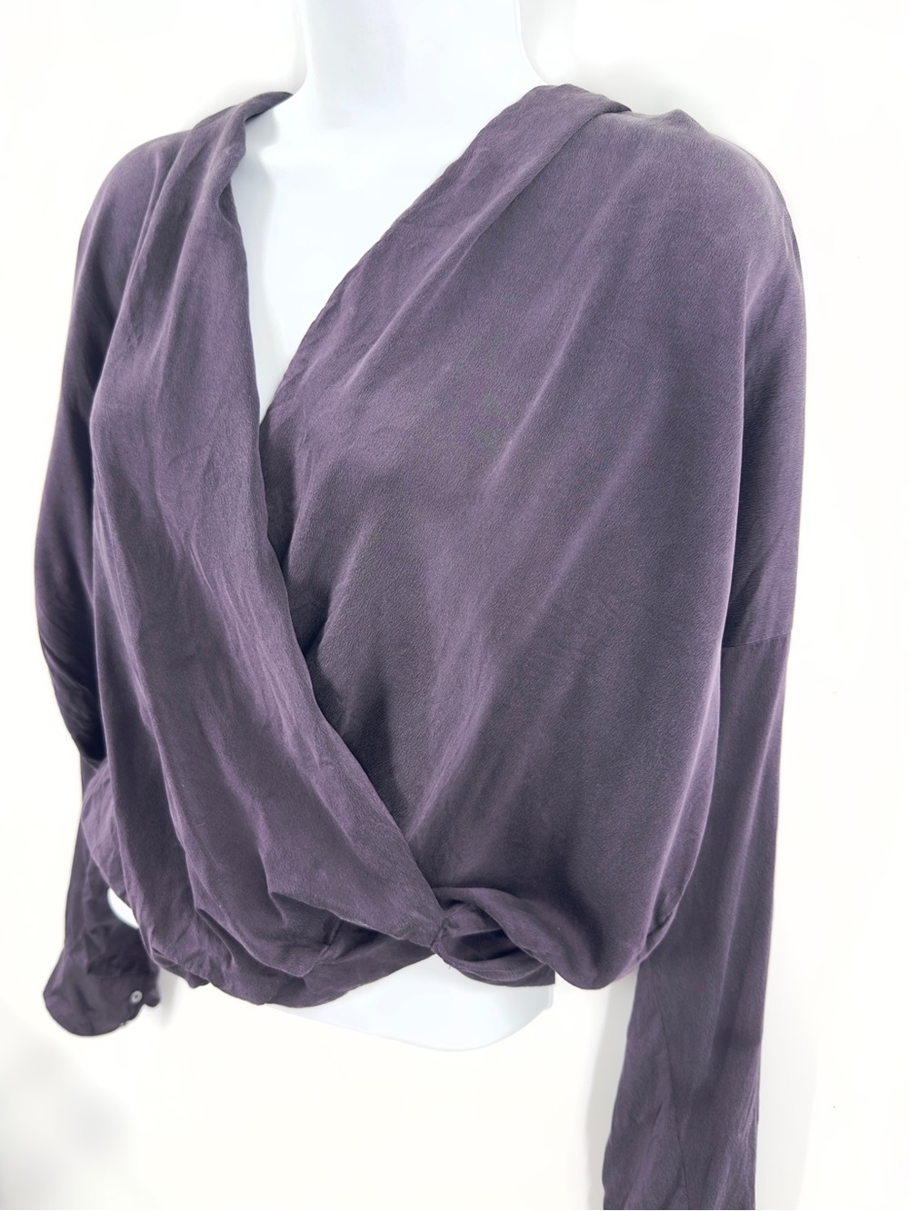 Natalie Busby Silk Twist Blouse Size Medium Purple Wrap Top Long Sleeve Luxury - Picture 2 of 7